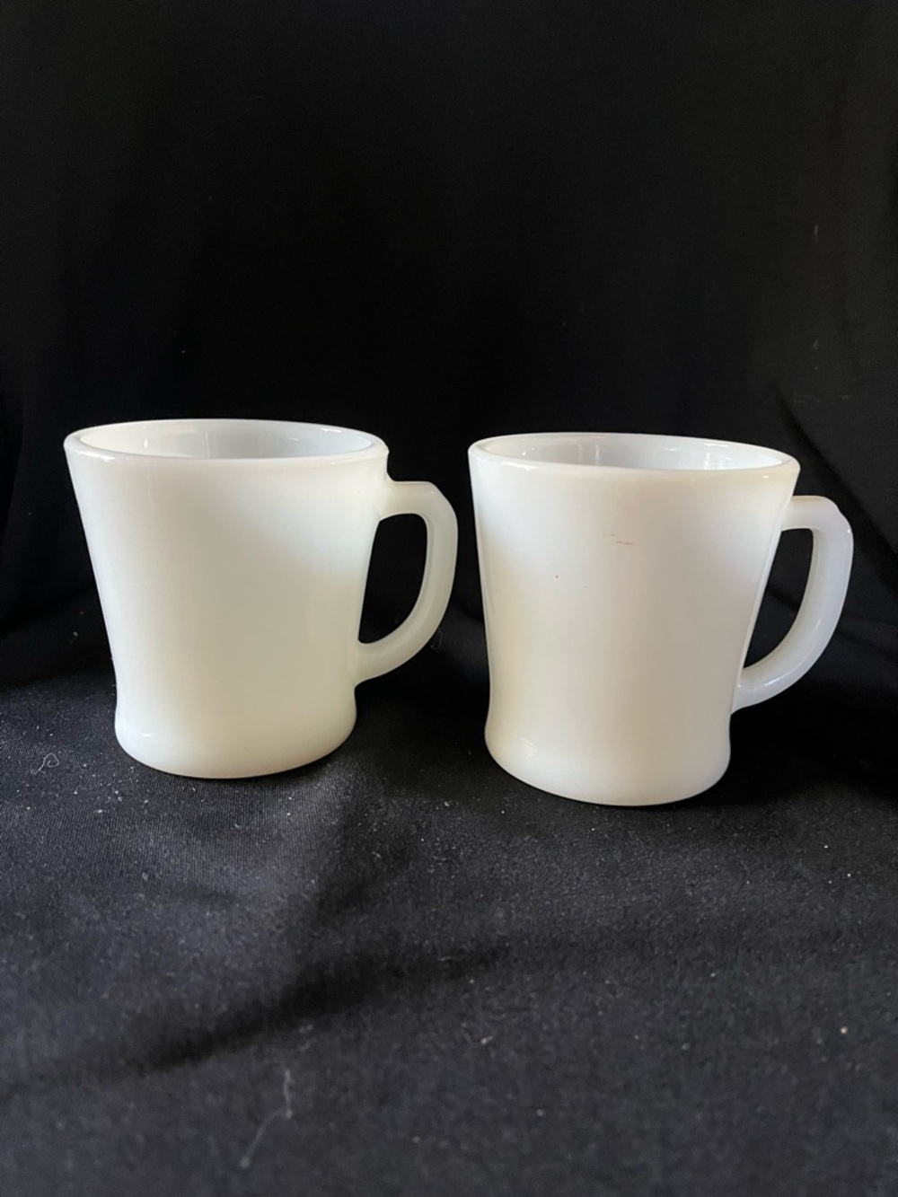 Anchor Hocking Milk Glass D Handle Coffee Mugs — White Set of 2